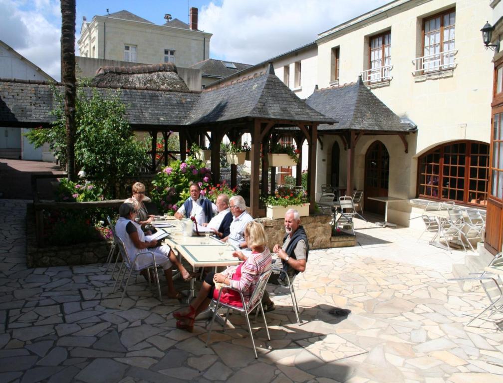 Splendid Hotel Montreuil-Bellay Exterior photo